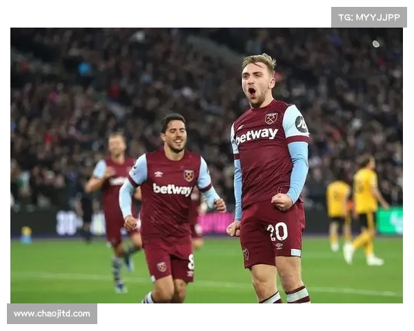 英格兰足球超级联赛：阿斯顿维拉中场布恩迪亚突破传中